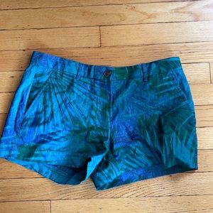 Gap tropical print sun kissed shorts